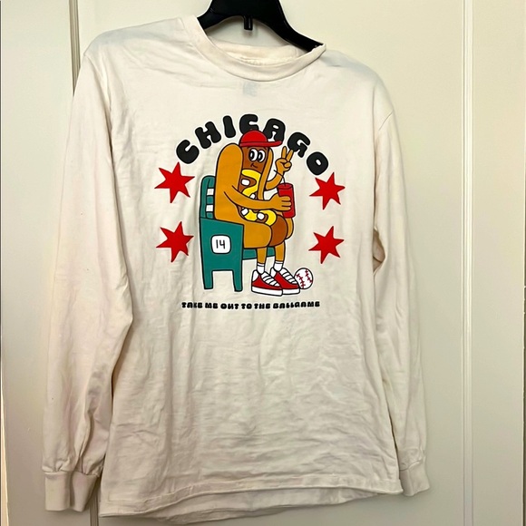 Gildan Other - Chicago Graphic Long Sleeve Shirt size: S